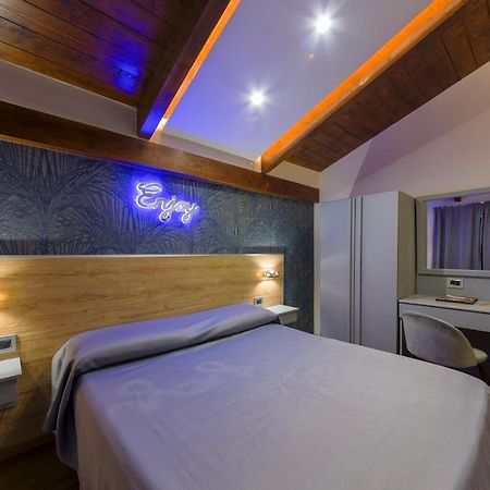 Hotel Vogue Licola Esterno foto