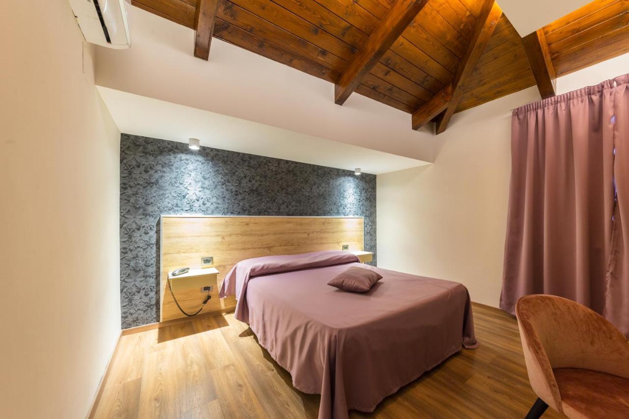 Hotel Vogue Licola Esterno foto