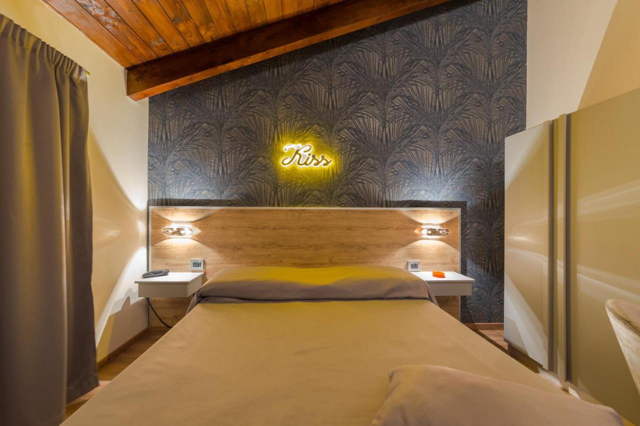 Hotel Vogue Licola Esterno foto